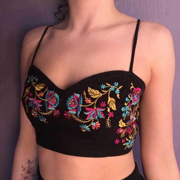 Embroidered Matching set - Picture 2 of 5